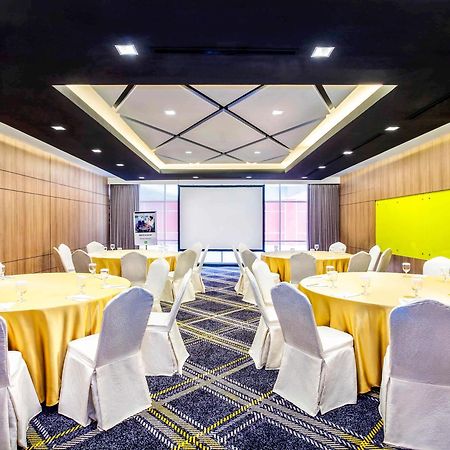 Ibis Styles Bekasi Jatibening Hotel Luaran gambar