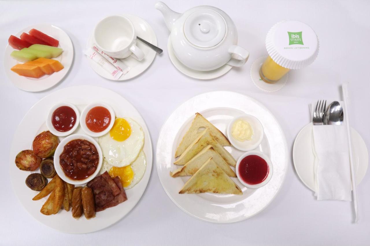Ibis Styles Bekasi Jatibening Hotel Luaran gambar