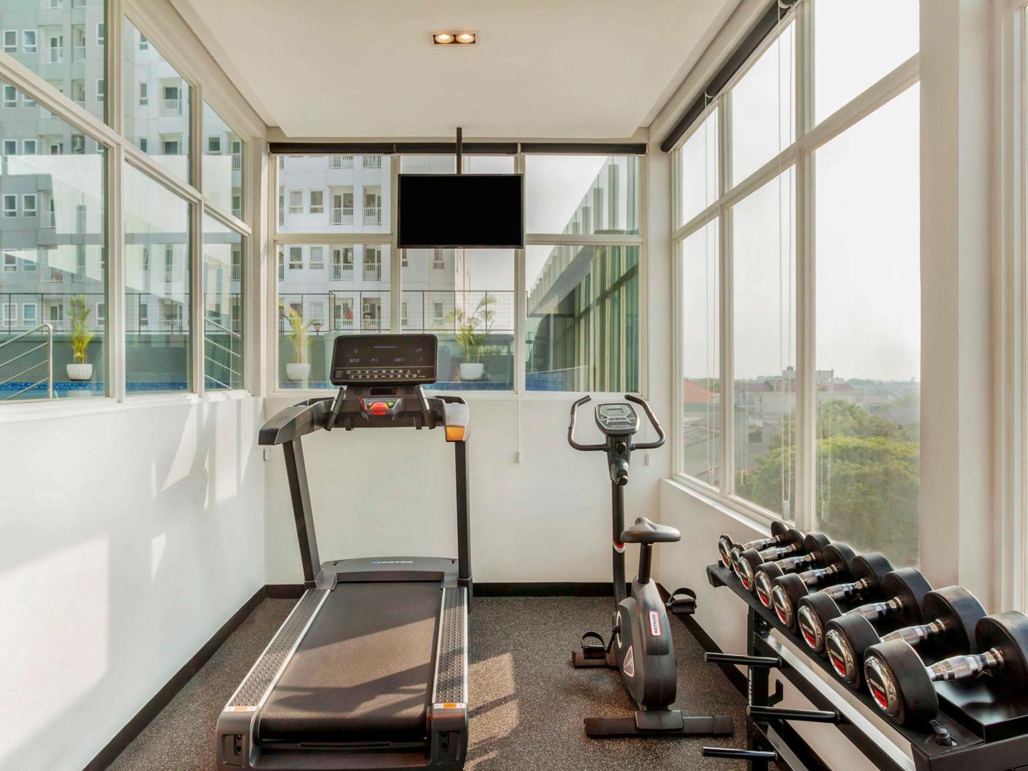 Ibis Styles Bekasi Jatibening Hotel Luaran gambar