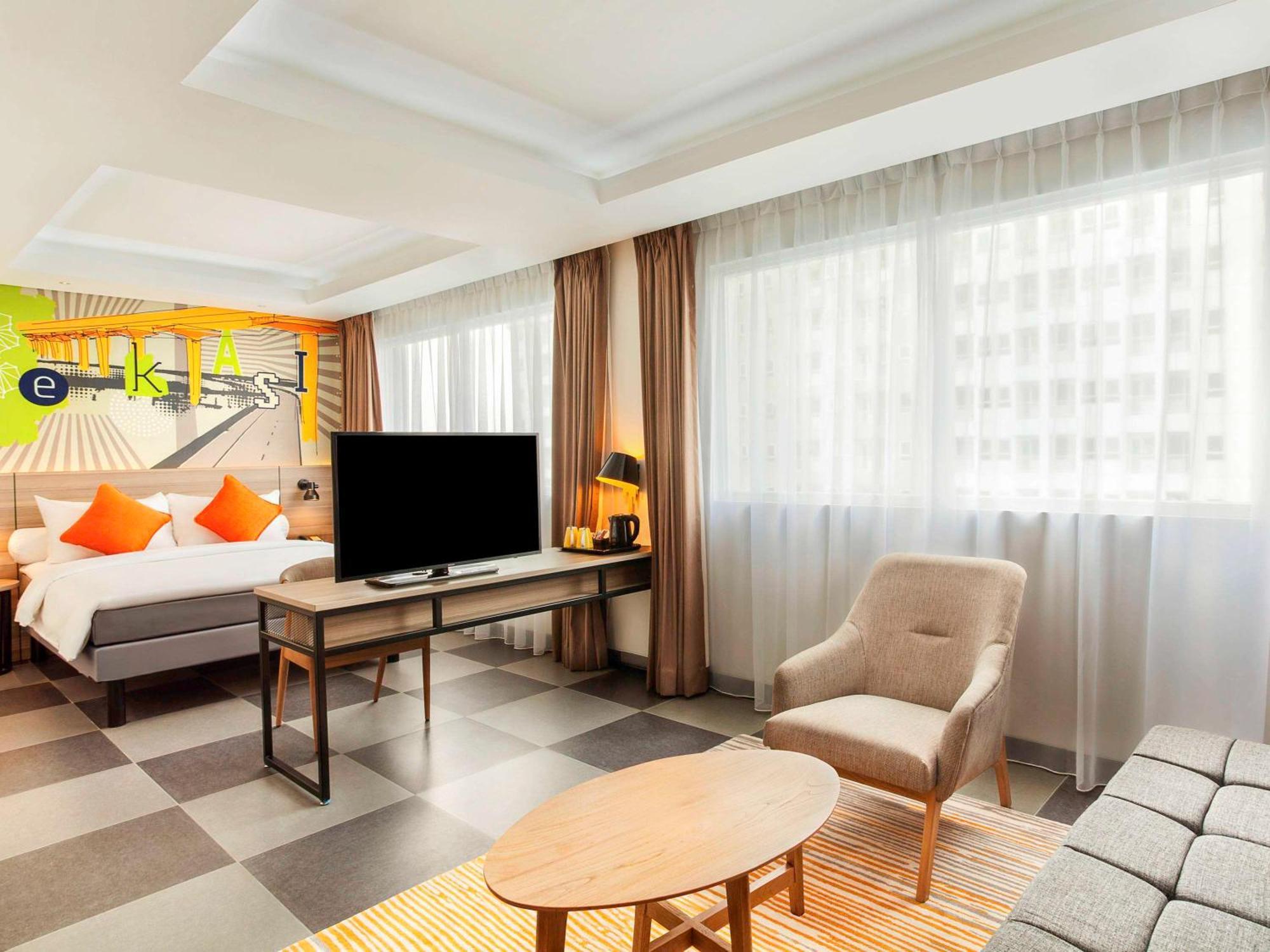 Ibis Styles Bekasi Jatibening Hotel Luaran gambar