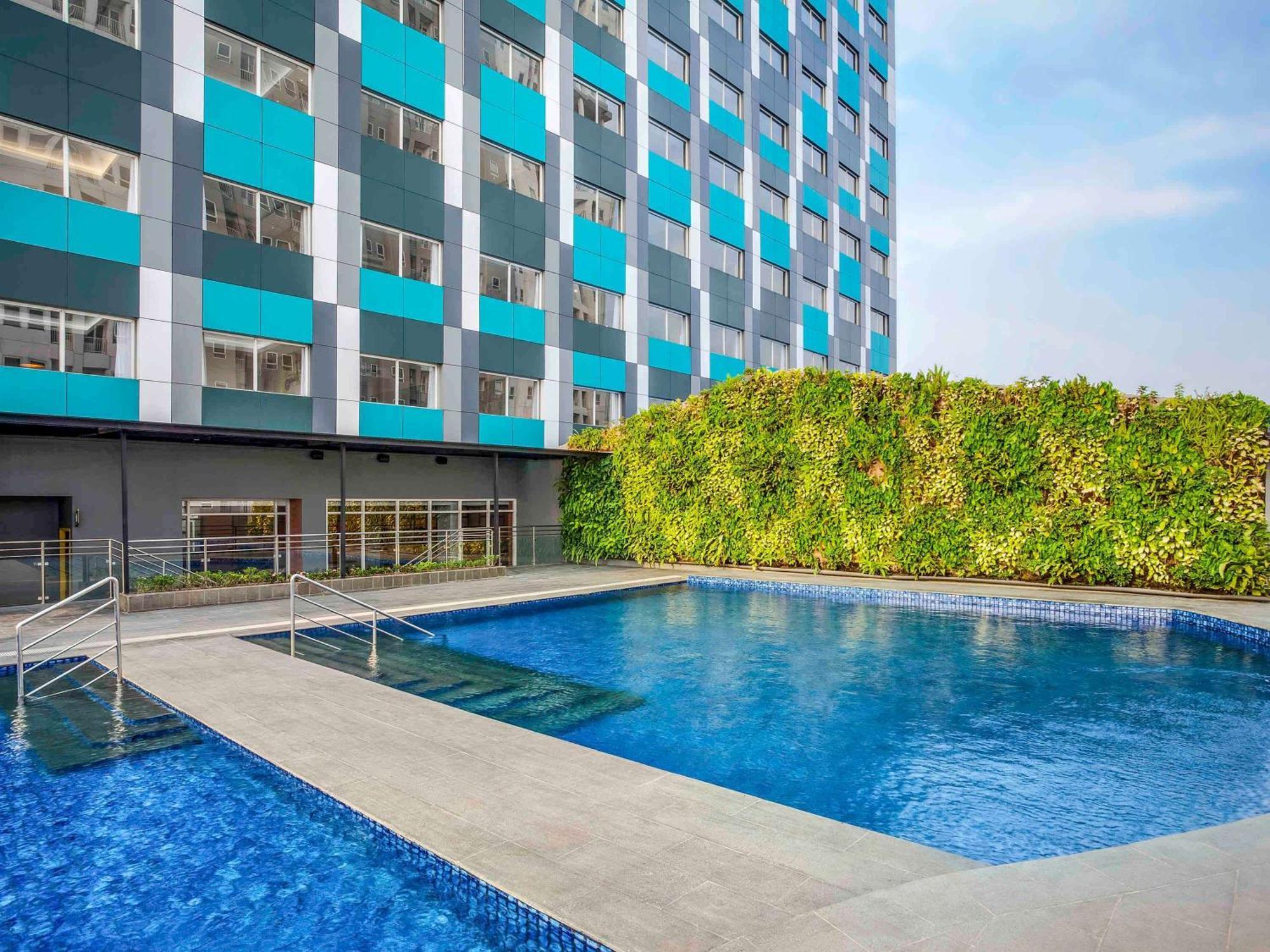 Ibis Styles Bekasi Jatibening Hotel Luaran gambar