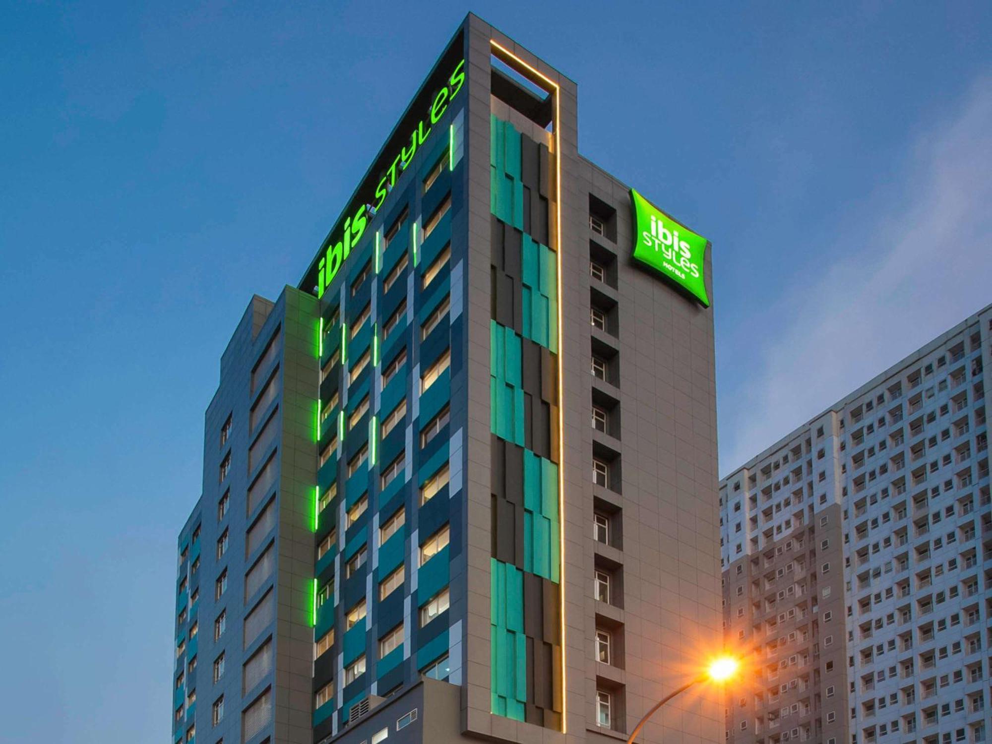 Ibis Styles Bekasi Jatibening Hotel Luaran gambar