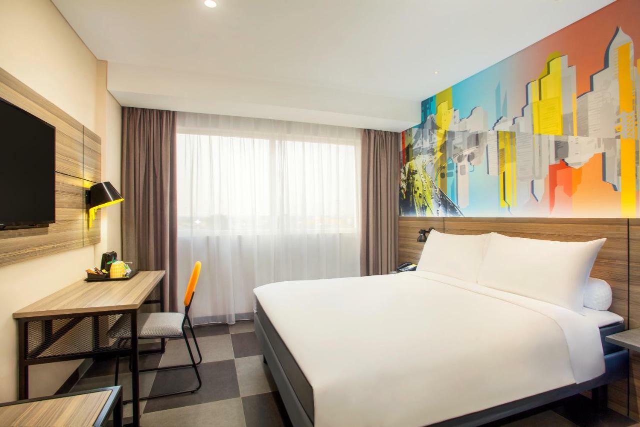 Ibis Styles Bekasi Jatibening Hotel Luaran gambar
