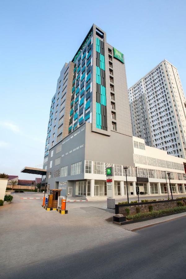 Ibis Styles Bekasi Jatibening Hotel Luaran gambar